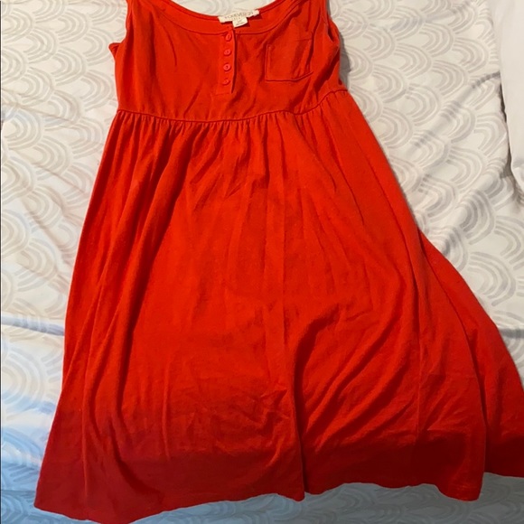 Red dress - Picture 2 of 3